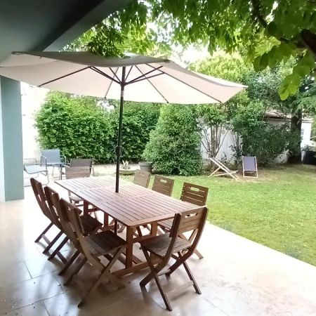 Loue Maison 10 Couchages A La Rochelle Avec Jardin, Proche Plage Exterior photo